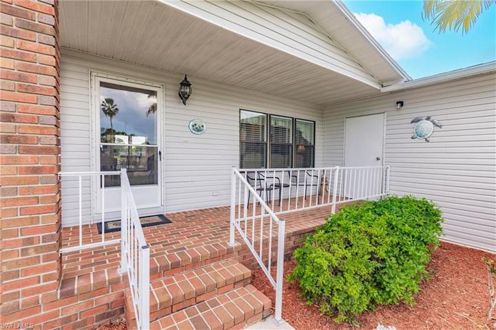 19851  Frenchmans S CT, North Fort Myers, FL 33903