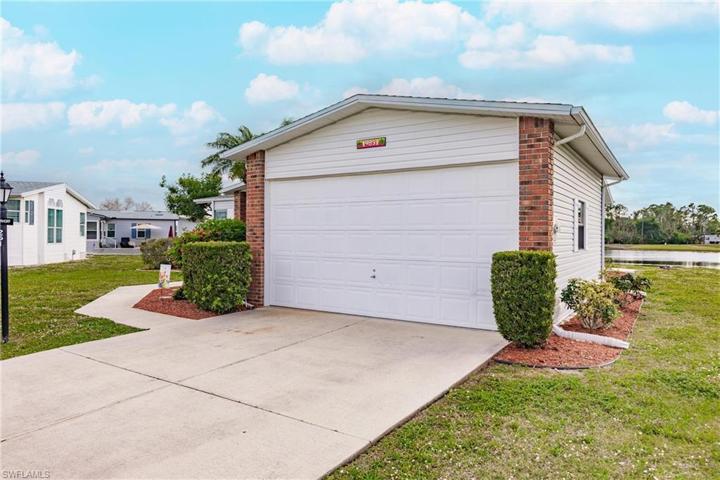 19851  Frenchmans S CT, North Fort Myers, FL 33903