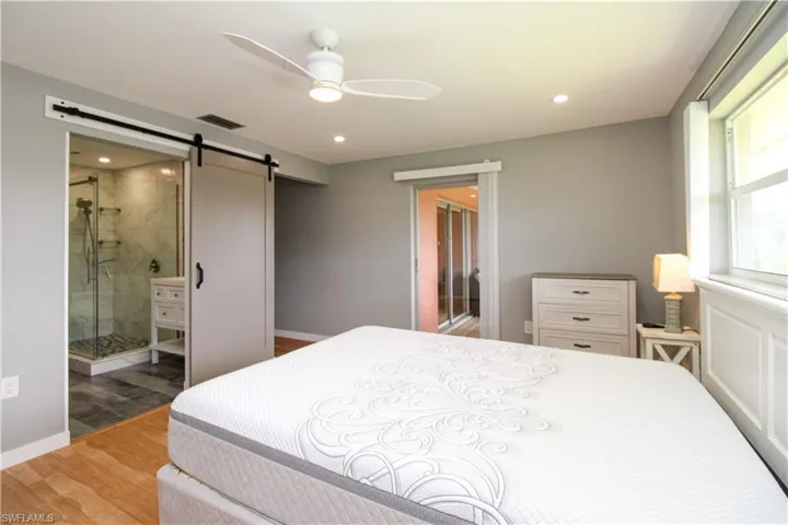 600 Valley Stream Dr F9, Naples, Florida 34113