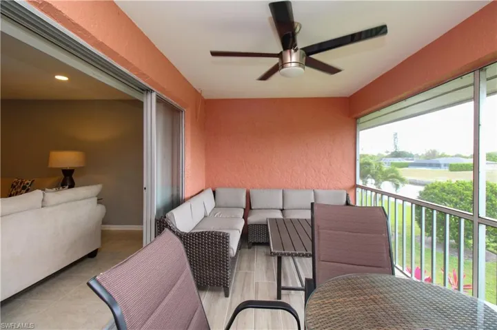 600 Valley Stream Dr F9, Naples, Florida 34113