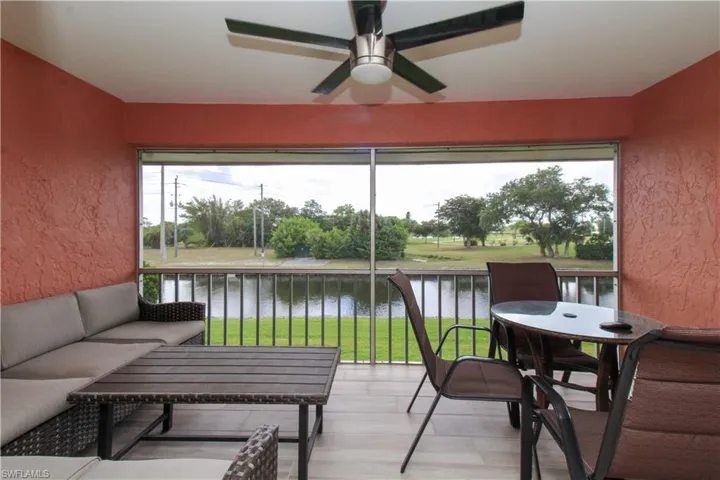 600 Valley Stream Dr F9, Naples, Florida 34113