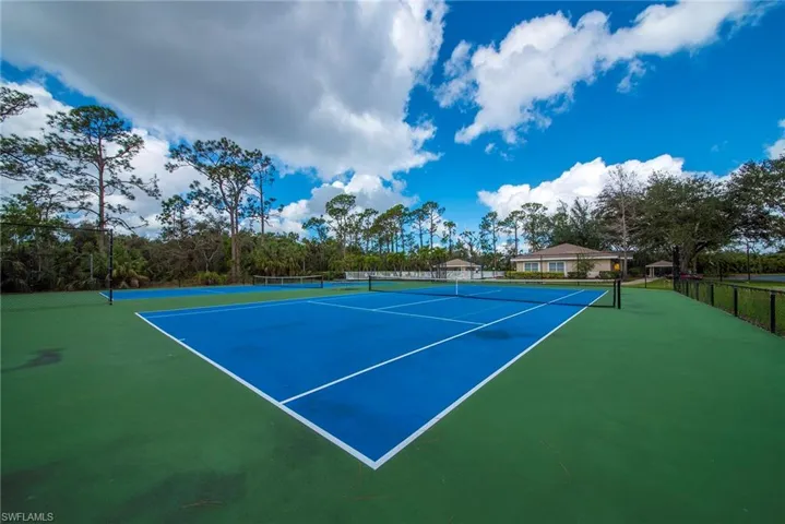 1032 Tivoli Ln, Naples, Florida 34104