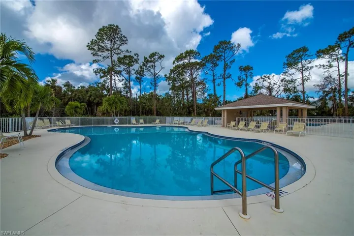 1032 Tivoli Ln, Naples, Florida 34104
