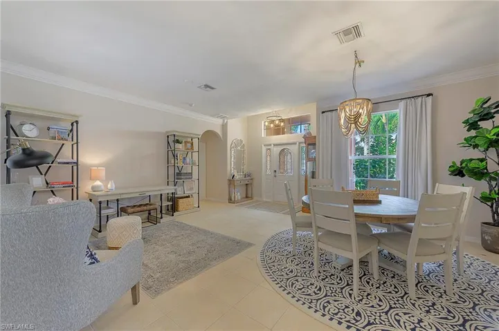 1032 Tivoli Ln, Naples, Florida 34104