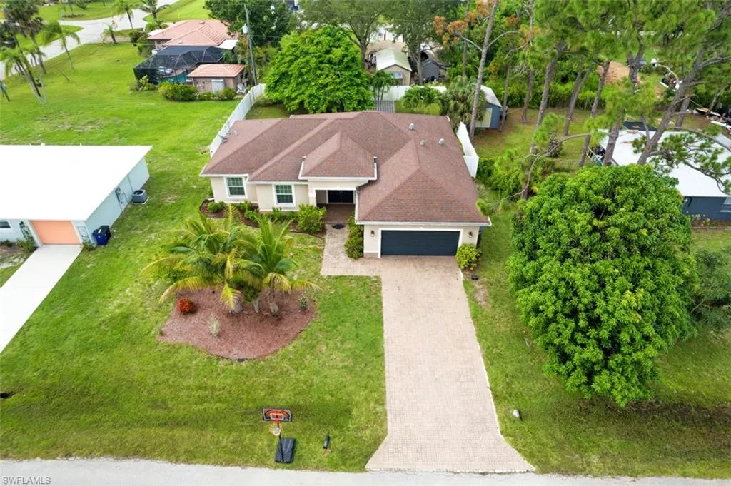 4609 Santiago LN, Bonita Springs, FL 34134,225063648