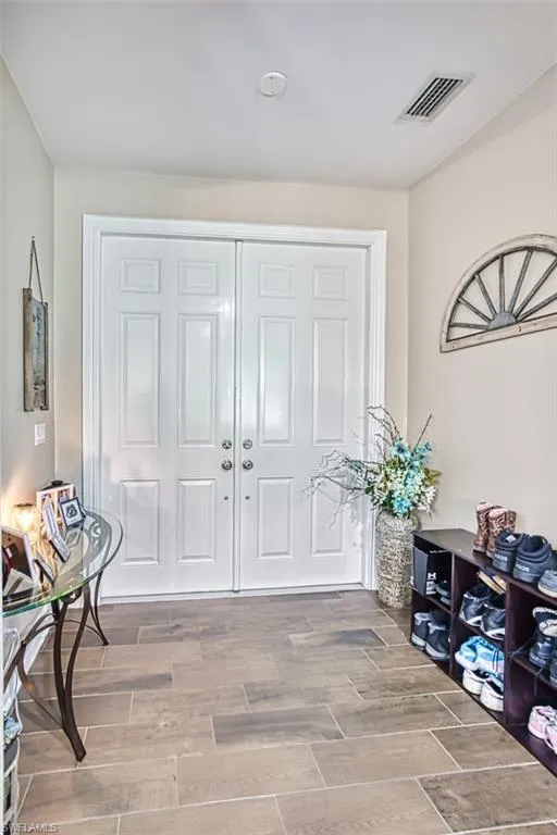 4609 Santiago LN, Bonita Springs, FL 34134,225063648
