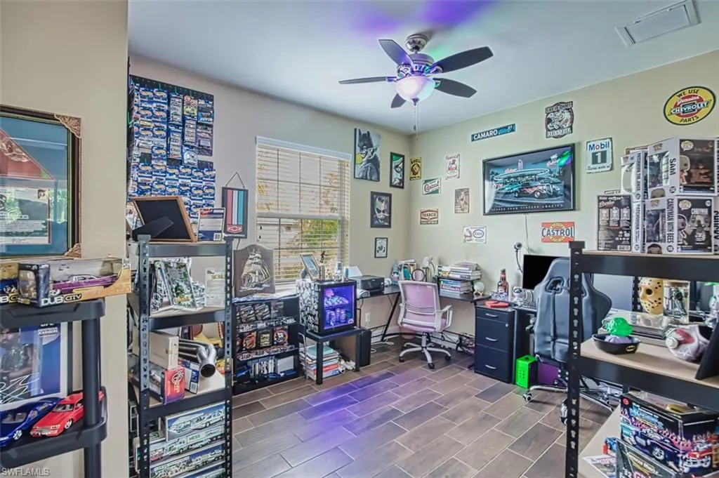4609 Santiago LN, Bonita Springs, FL 34134,225063648