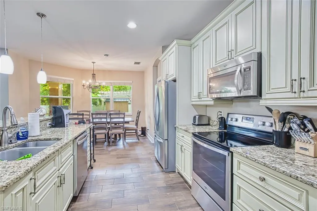 4609 Santiago LN, Bonita Springs, FL 34134,225063648