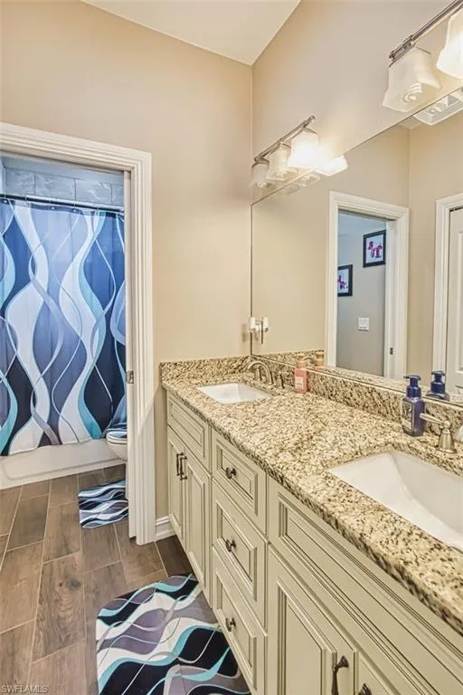 4609 Santiago LN, Bonita Springs, FL 34134,225063648