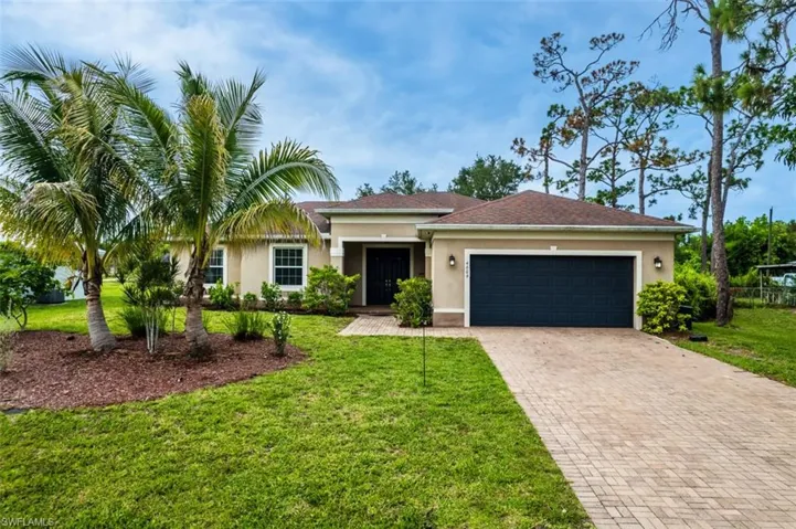 4609 Santiago LN, Bonita Springs, FL 34134,225063648