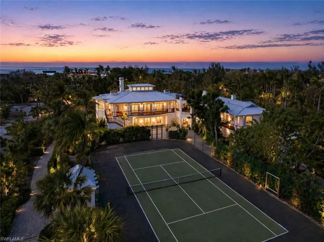 16475/95  Captiva  DR, Captiva, FL 33924