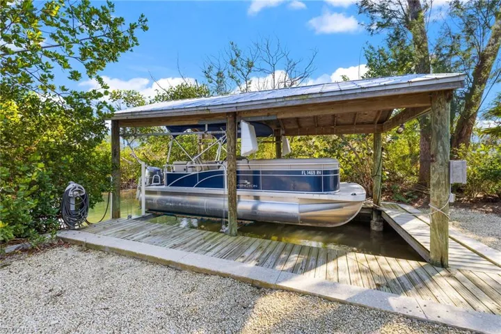 16475/95  Captiva  DR, Captiva, FL 33924
