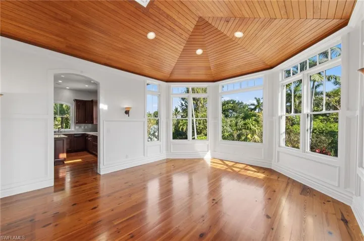 16475/95  Captiva  DR, Captiva, FL 33924