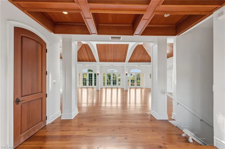 16475/95  Captiva  DR, Captiva, FL 33924