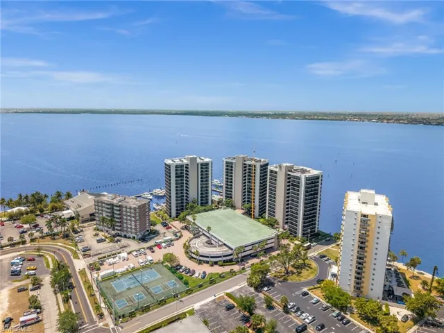 1900 Virginia Ave 902, Fort Myers, Florida 33901