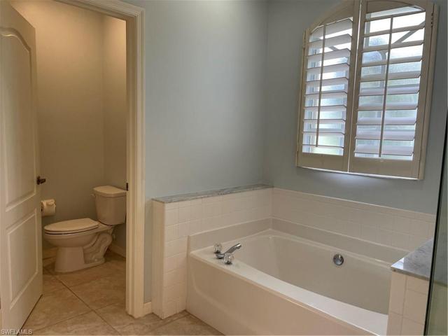 Tub and Private compode
