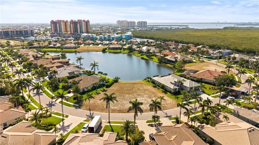 1922 Harbour Cir, Cape Coral, Florida 33914