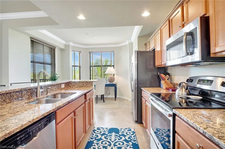 9820  Giaveno  CIR, Naples, FL 34113