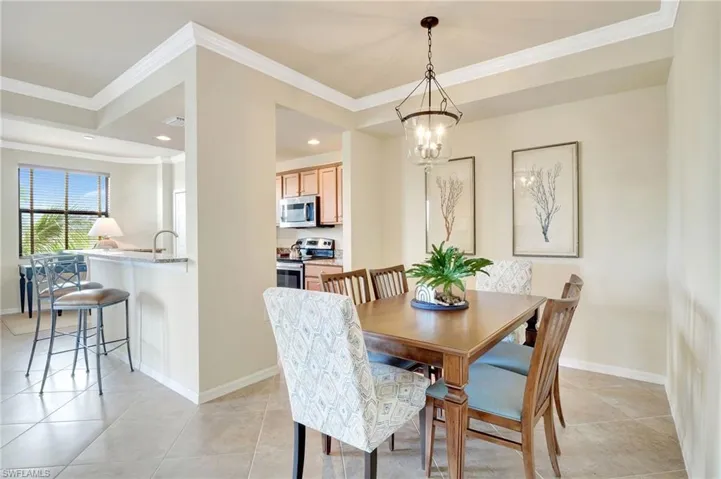 9820  Giaveno  CIR, Naples, FL 34113