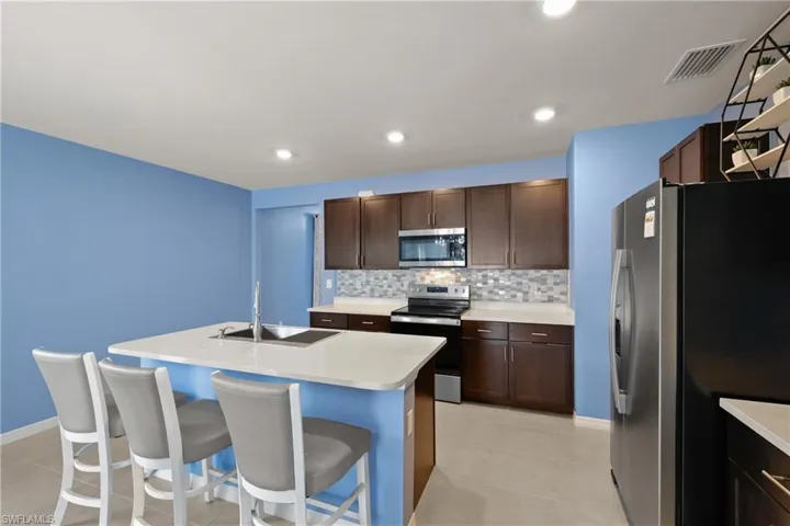 8720 Swell Brooks Ct, North Fort Myers, Florida 33917