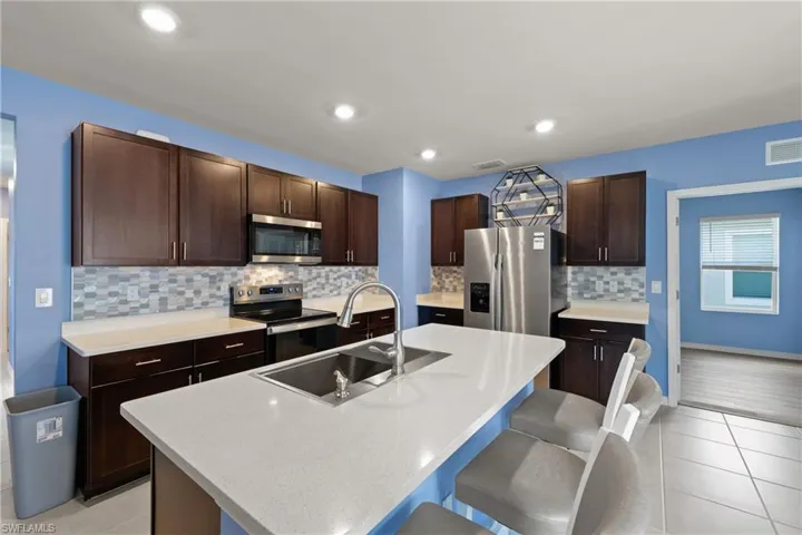 8720 Swell Brooks Ct, North Fort Myers, Florida 33917
