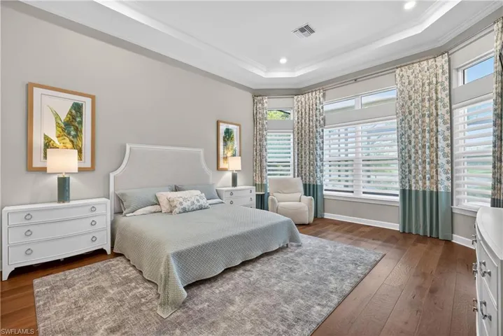 8709 Cavano St, Naples, Florida 34119