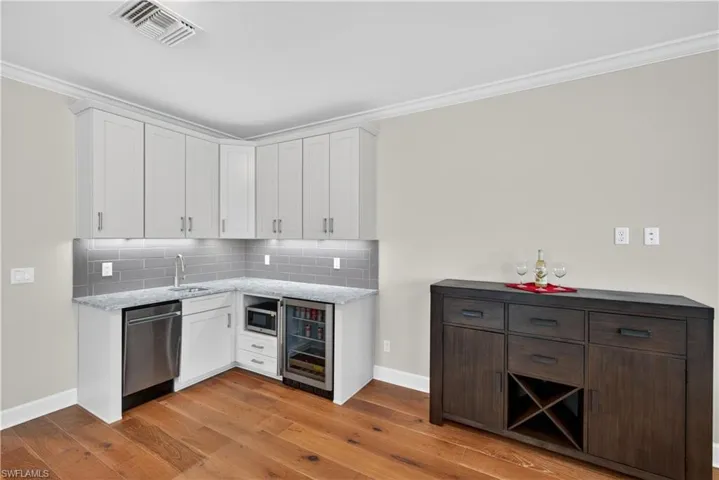 8709 Cavano St, Naples, Florida 34119