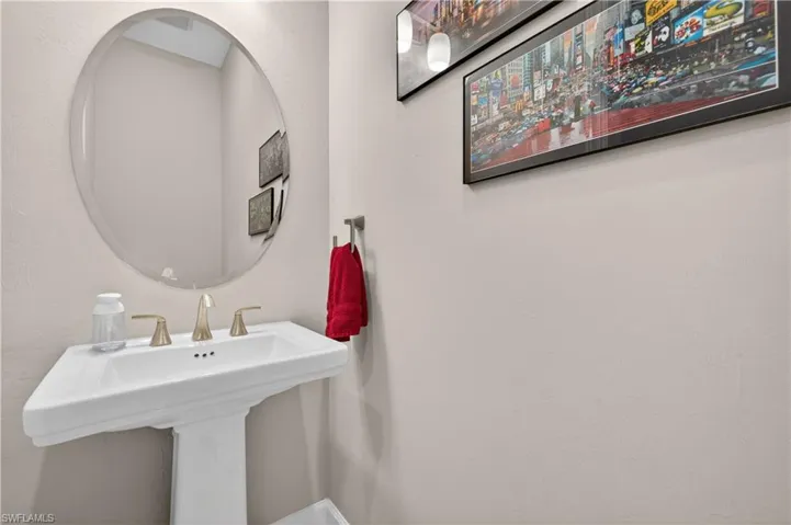 8709 Cavano St, Naples, Florida 34119