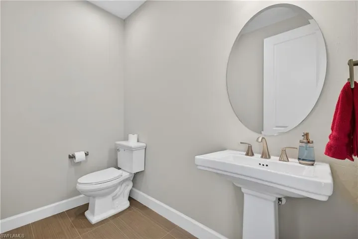 8709 Cavano St, Naples, Florida 34119