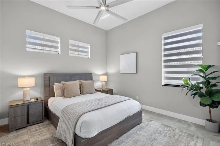 2002 SE 18th  AVE, Cape Coral, FL 33990