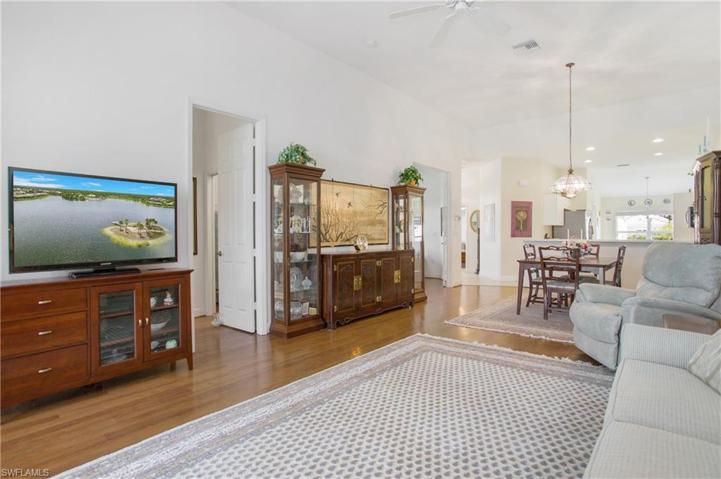 5889  Northridge  DR, Naples, FL 34110