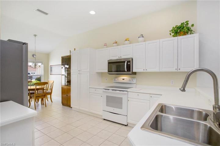 5889  Northridge  DR, Naples, FL 34110