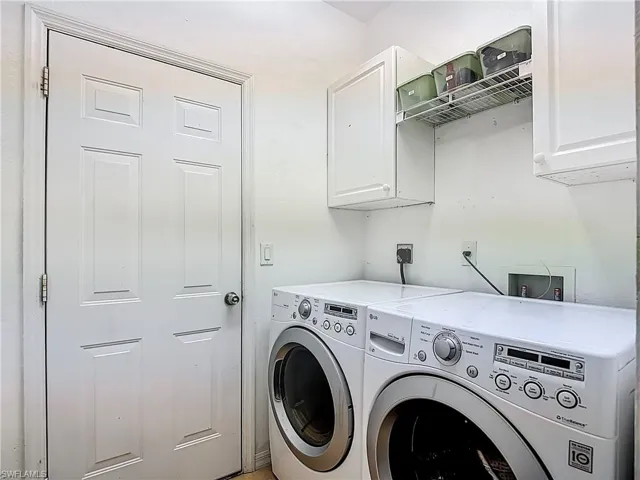 10043  Salina  ST, Fort Myers, FL 33905