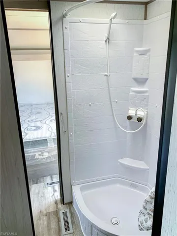 Large corner shower