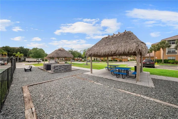 3940 Pomodoro Cir 303, Cape Coral, Florida 33909