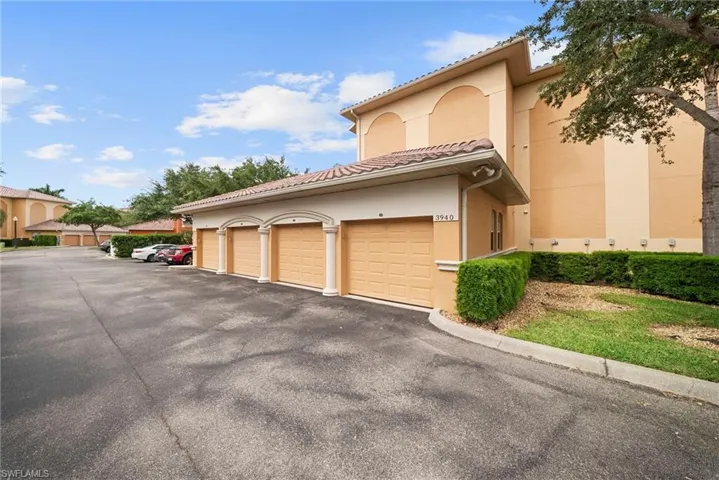 3940 Pomodoro Cir 303, Cape Coral, Florida 33909