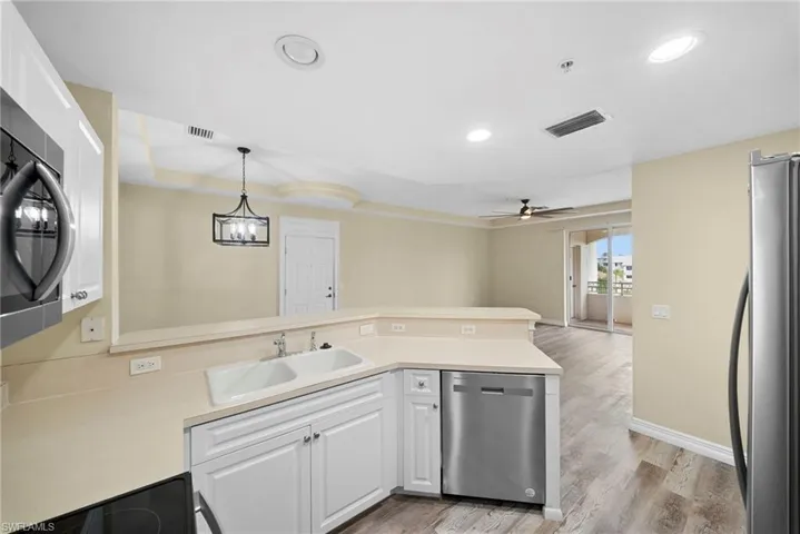 3940 Pomodoro Cir 303, Cape Coral, Florida 33909