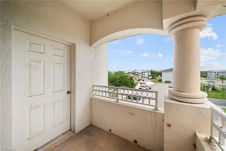 3940 Pomodoro Cir 303, Cape Coral, Florida 33909