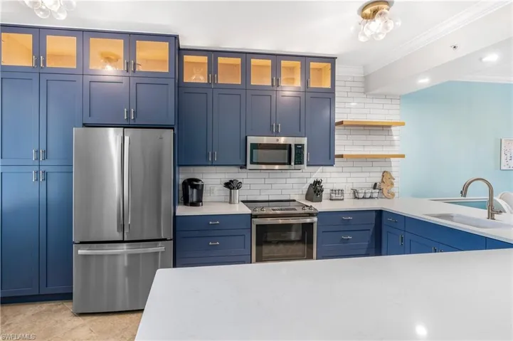 9727 Acqua Ct 434, Naples, Florida 34113
