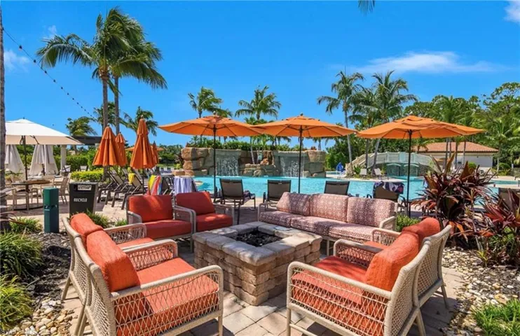 9727 Acqua Ct 434, Naples, Florida 34113
