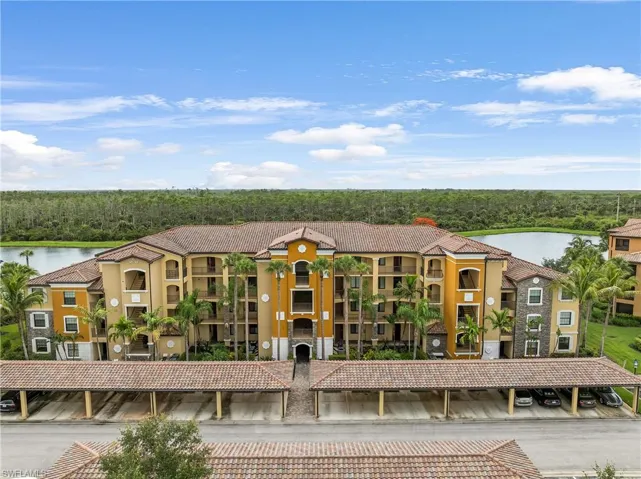 9727 Acqua Ct 434, Naples, Florida 34113