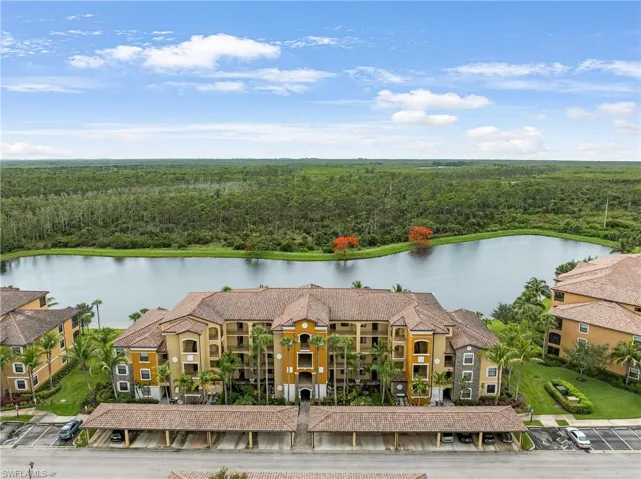 9727 Acqua Ct 434, Naples, Florida 34113