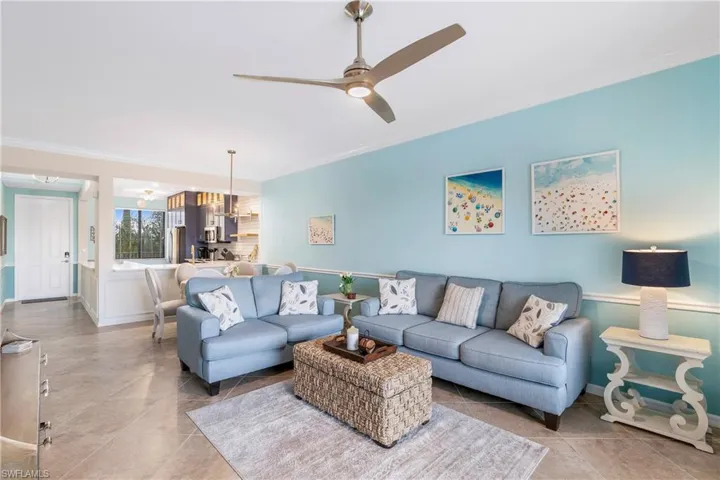 9727 Acqua Ct 434, Naples, Florida 34113