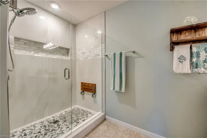 Gorgeous Walk-in Shower