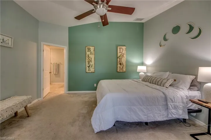 Space for King Size Bed