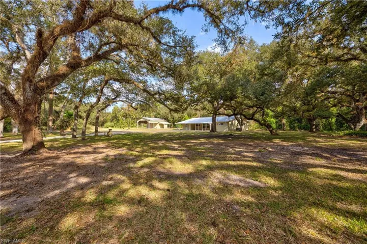 2360  Old N River  RD, Labelle, FL 33935