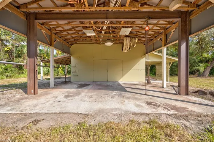 2360  Old N River  RD, Labelle, FL 33935