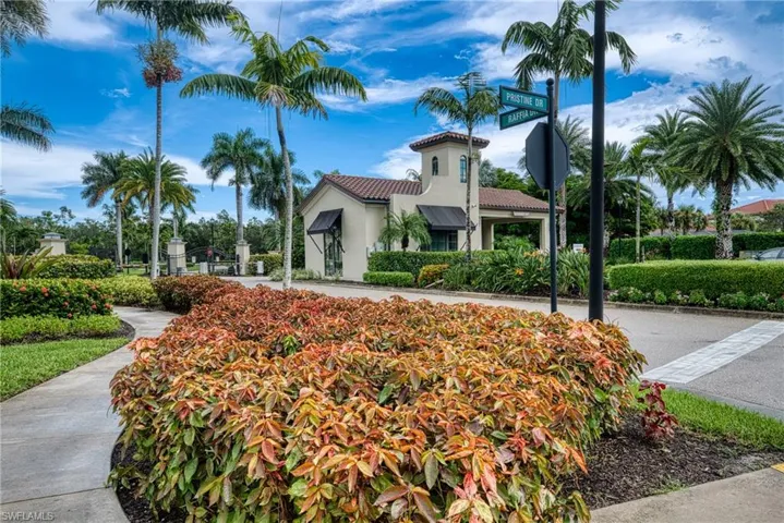 4366  Bismark  WAY, Naples, FL 34119
