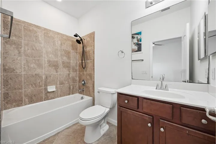 4366  Bismark  WAY, Naples, FL 34119