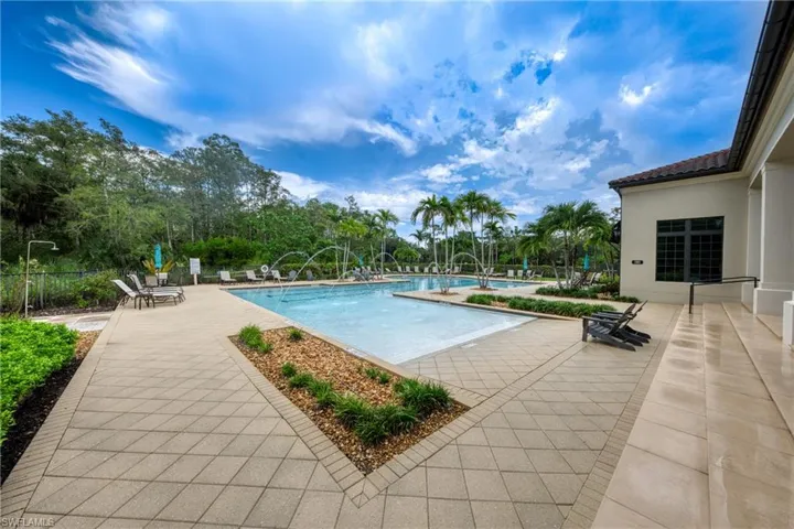 4366  Bismark  WAY, Naples, FL 34119